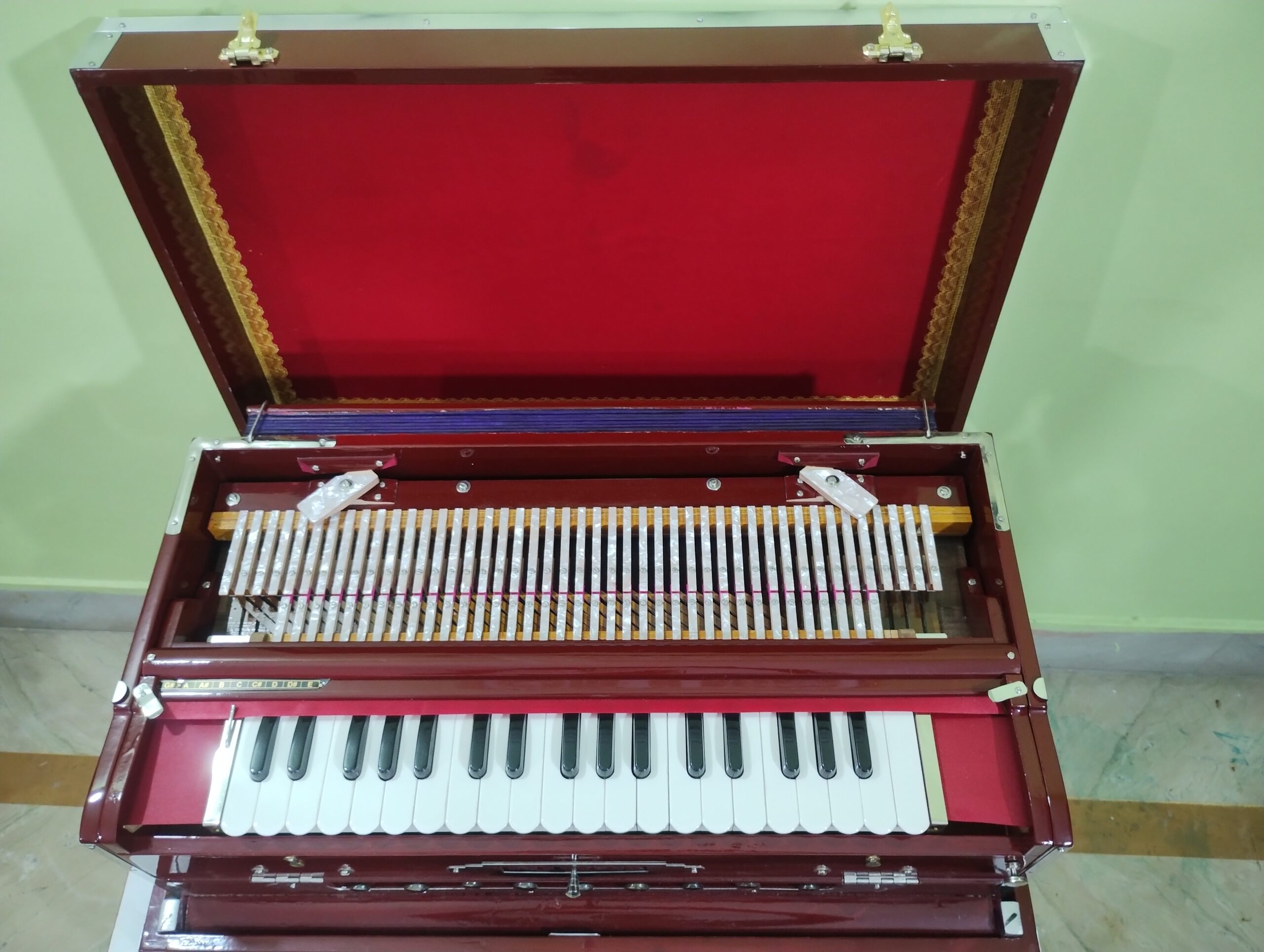 10 3 Line 9-Scale Changer Harmonium | Bass, Male & Female Reeds | 1 No. Palitana Reed Quality - Image 11