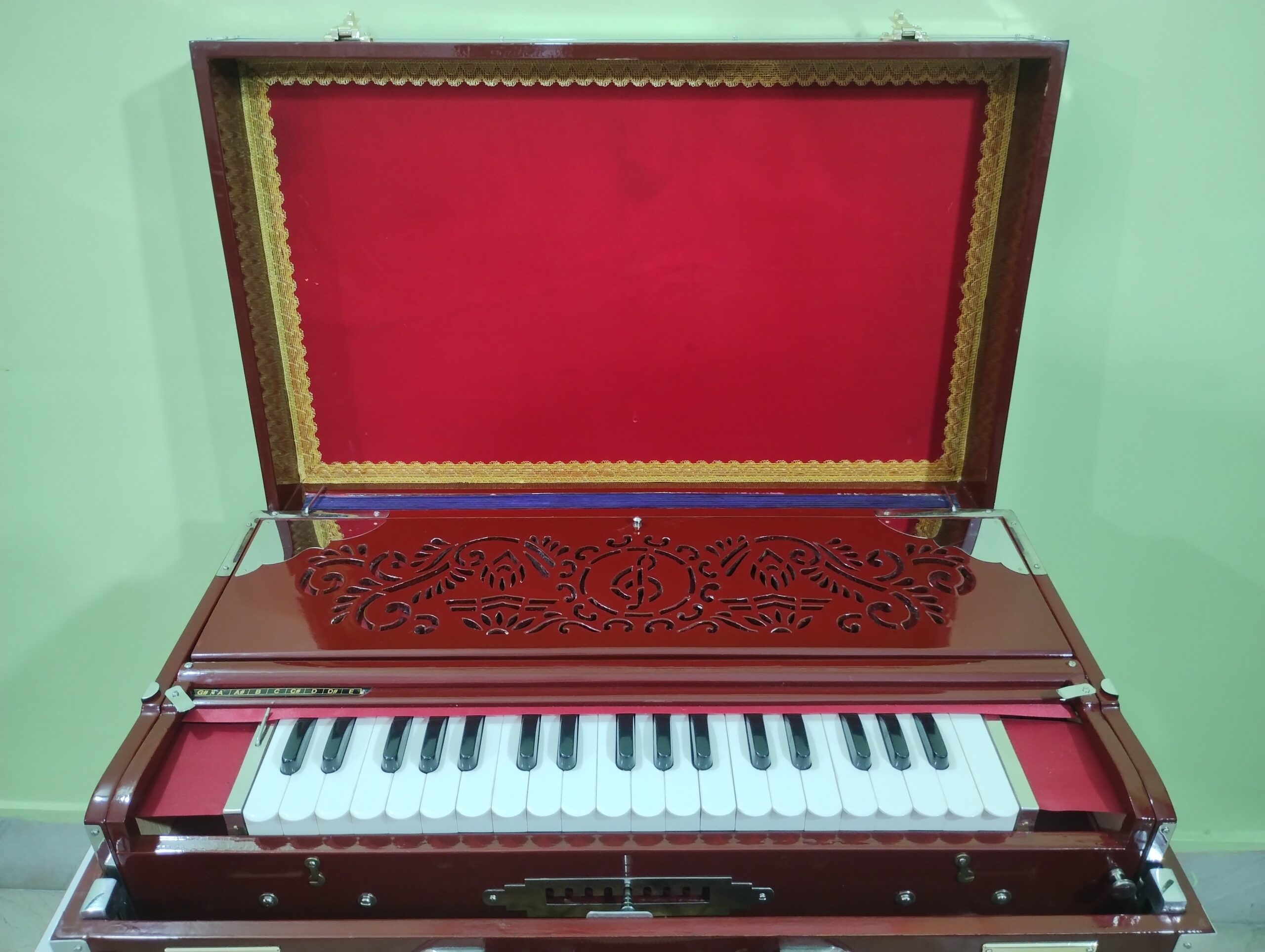 5 3 Line 9-Scale Changer Harmonium | Bass, Male & Female Reeds | 1 No. Palitana Reed Quality - Image 6